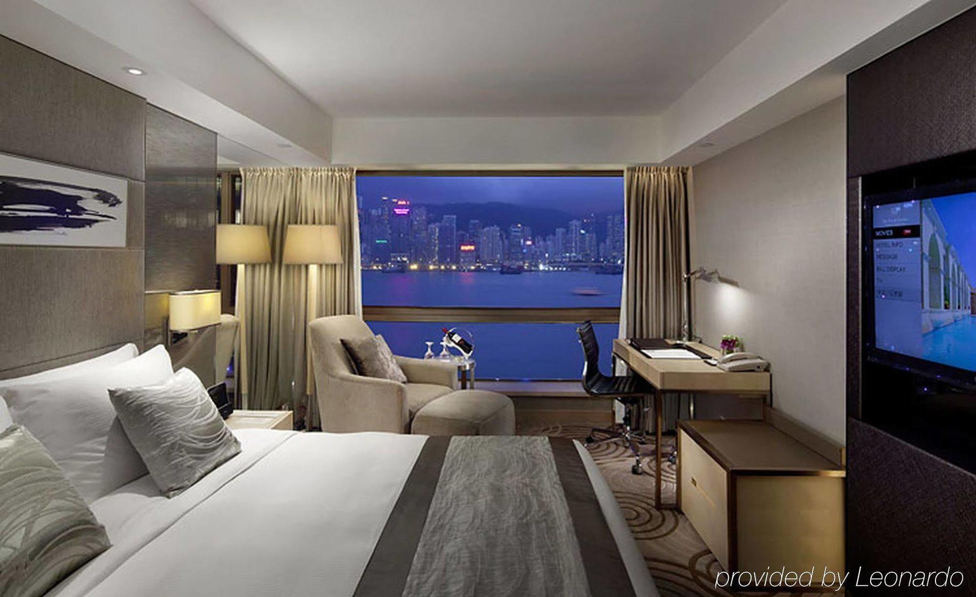 Готель The Royal Garden Гонконг Екстер'єр фото Deluxe Harbour View Room